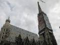 07 St Stephans Cathedral 3 * The roof and tower of St. Stephan's Cathedral * 800 x 600 * (161KB)